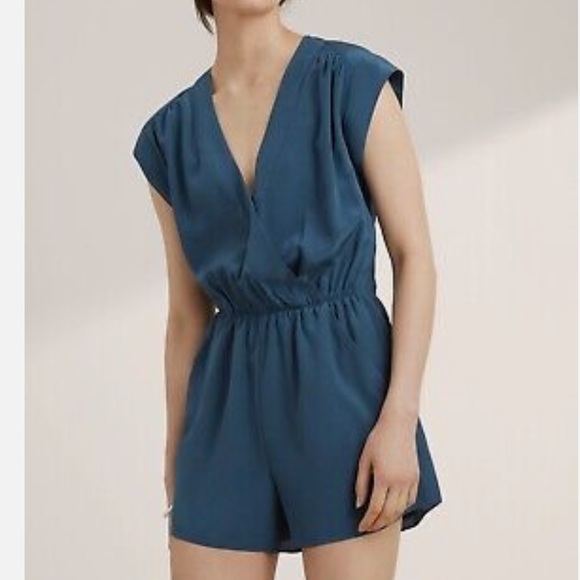 💙NWT Babaton💙Corbett romper in Moody- size L. Gorgeous deep turquoise color.